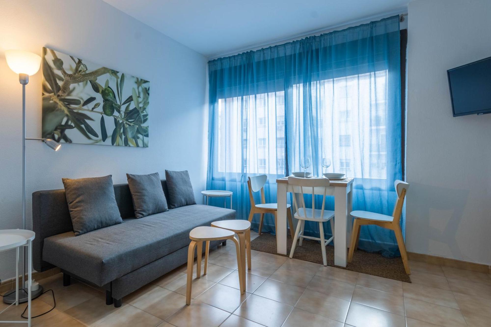 Apartment And Cozy- 1bd 1bth- Triana Seville