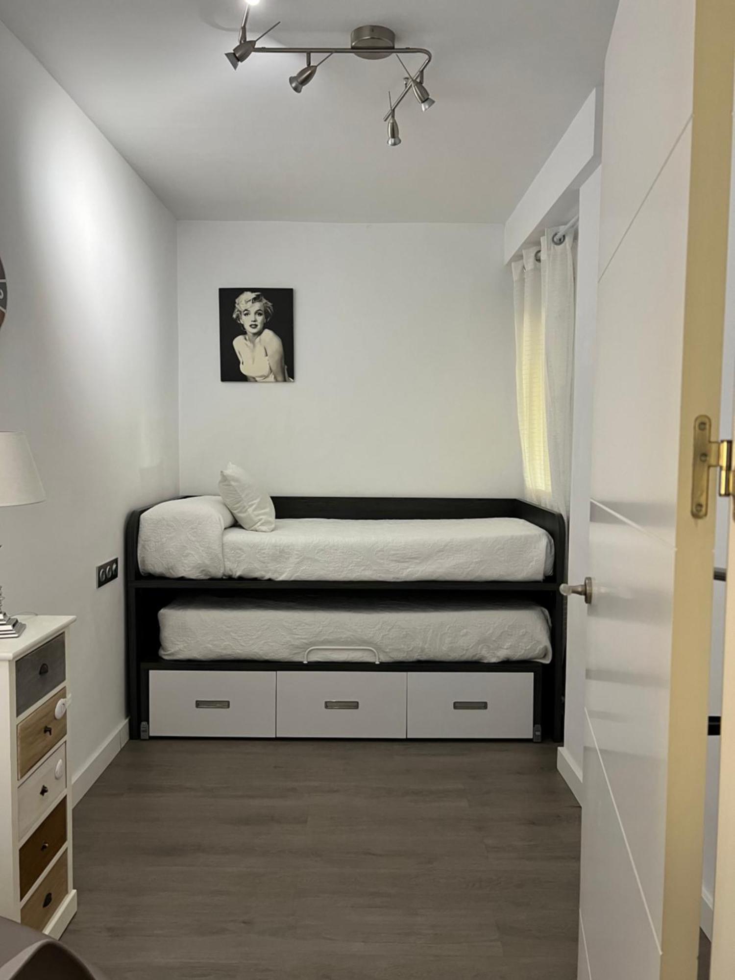 Nuevo!! Lujo&confort. Parking Apartamento