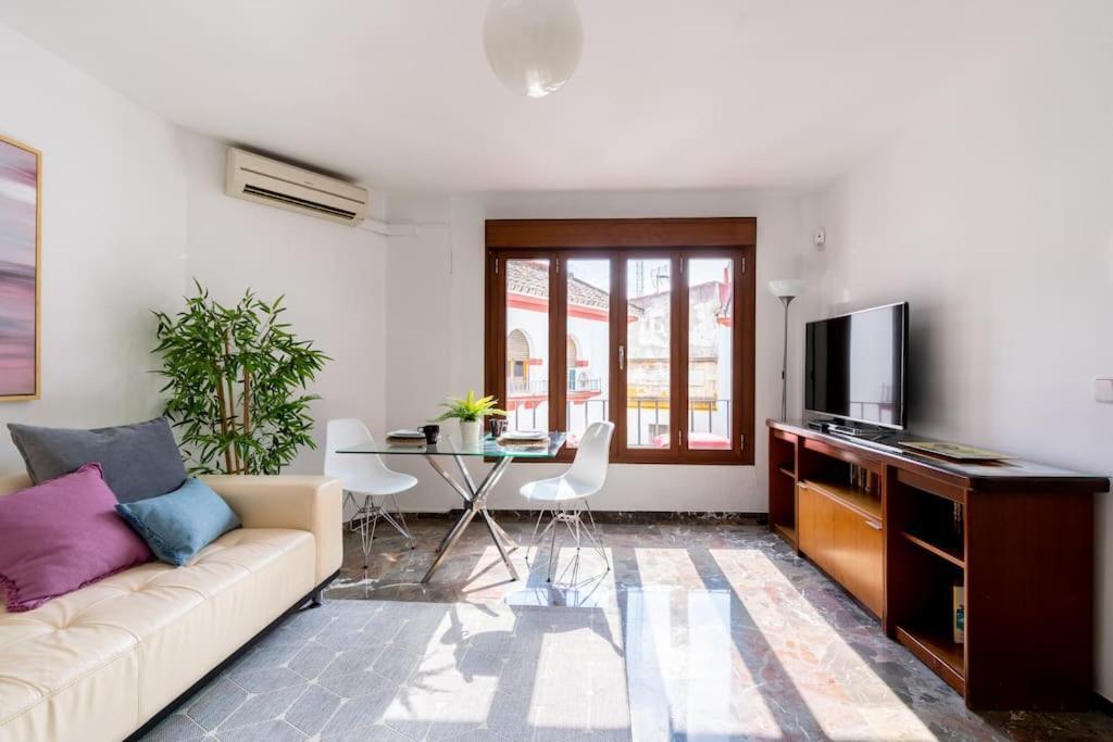 Behouse Sierpes Apartamento