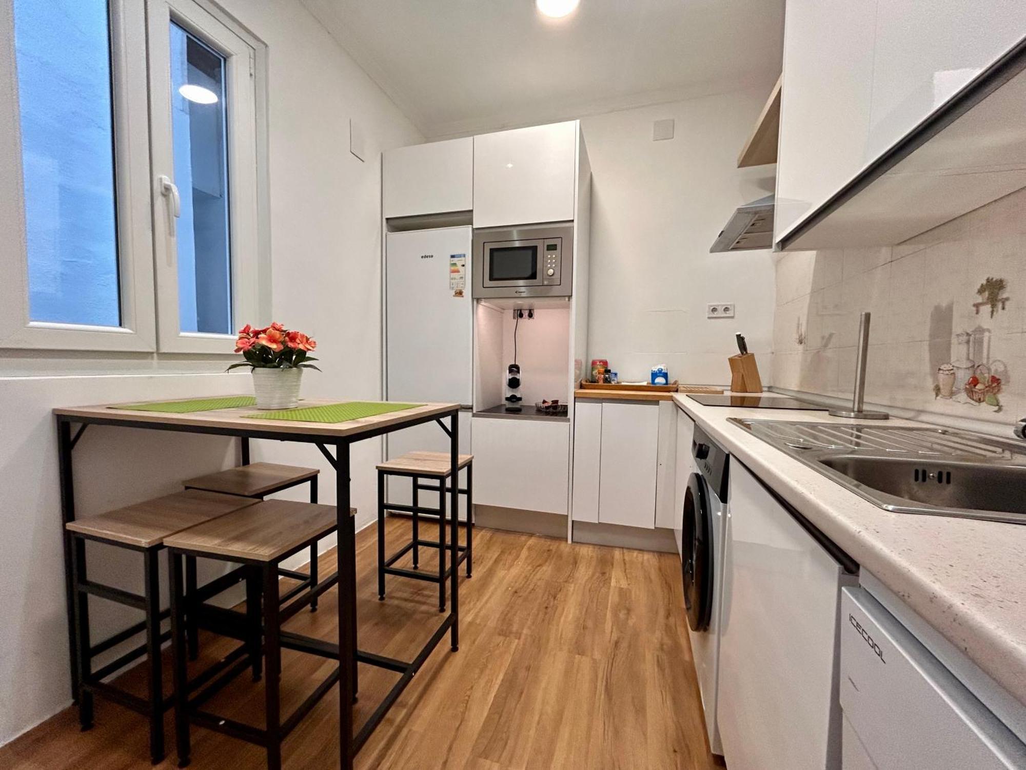 Apartment In Santa Cruz V33-1d
