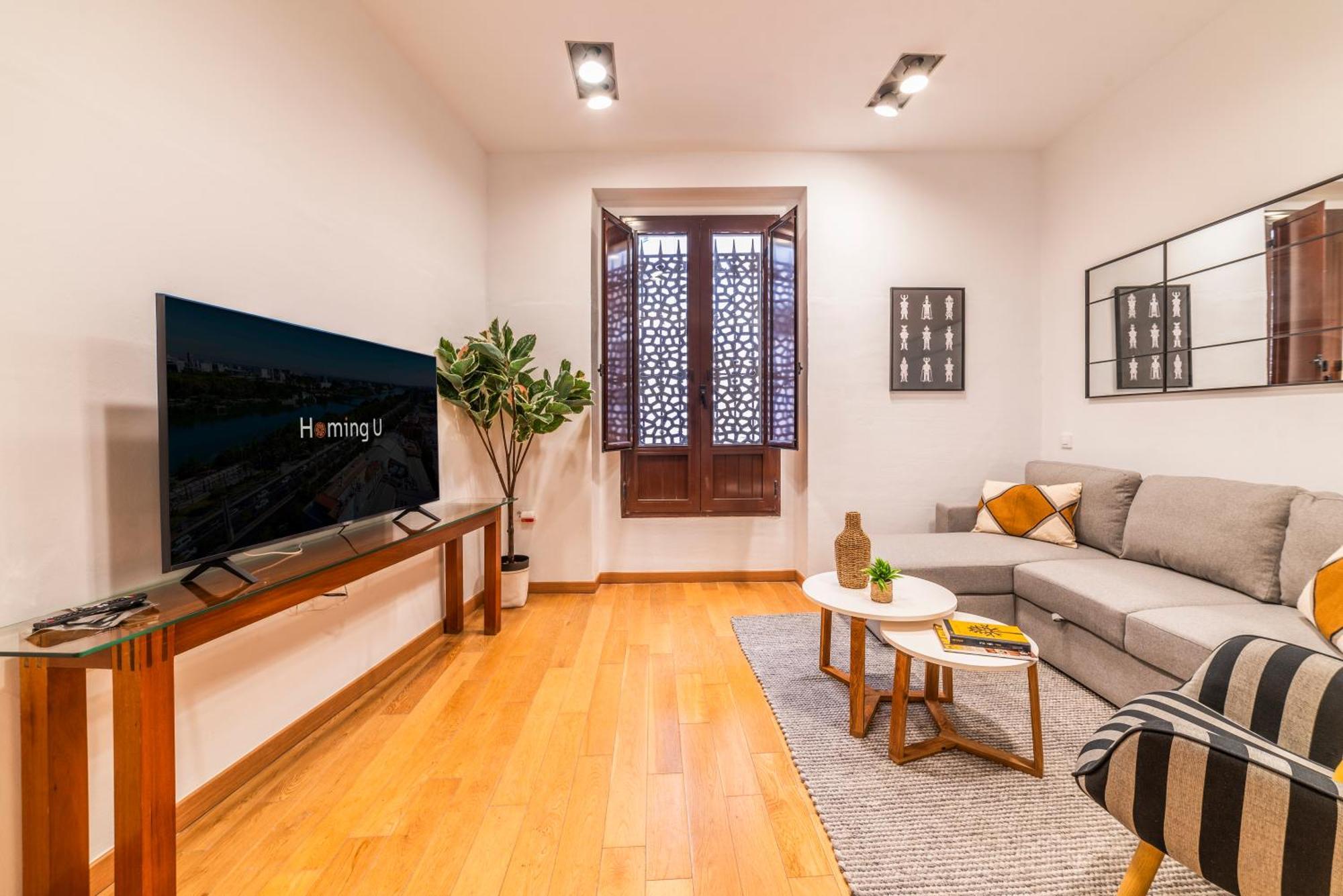 Zaragoza 66, By Homing U Apartamento