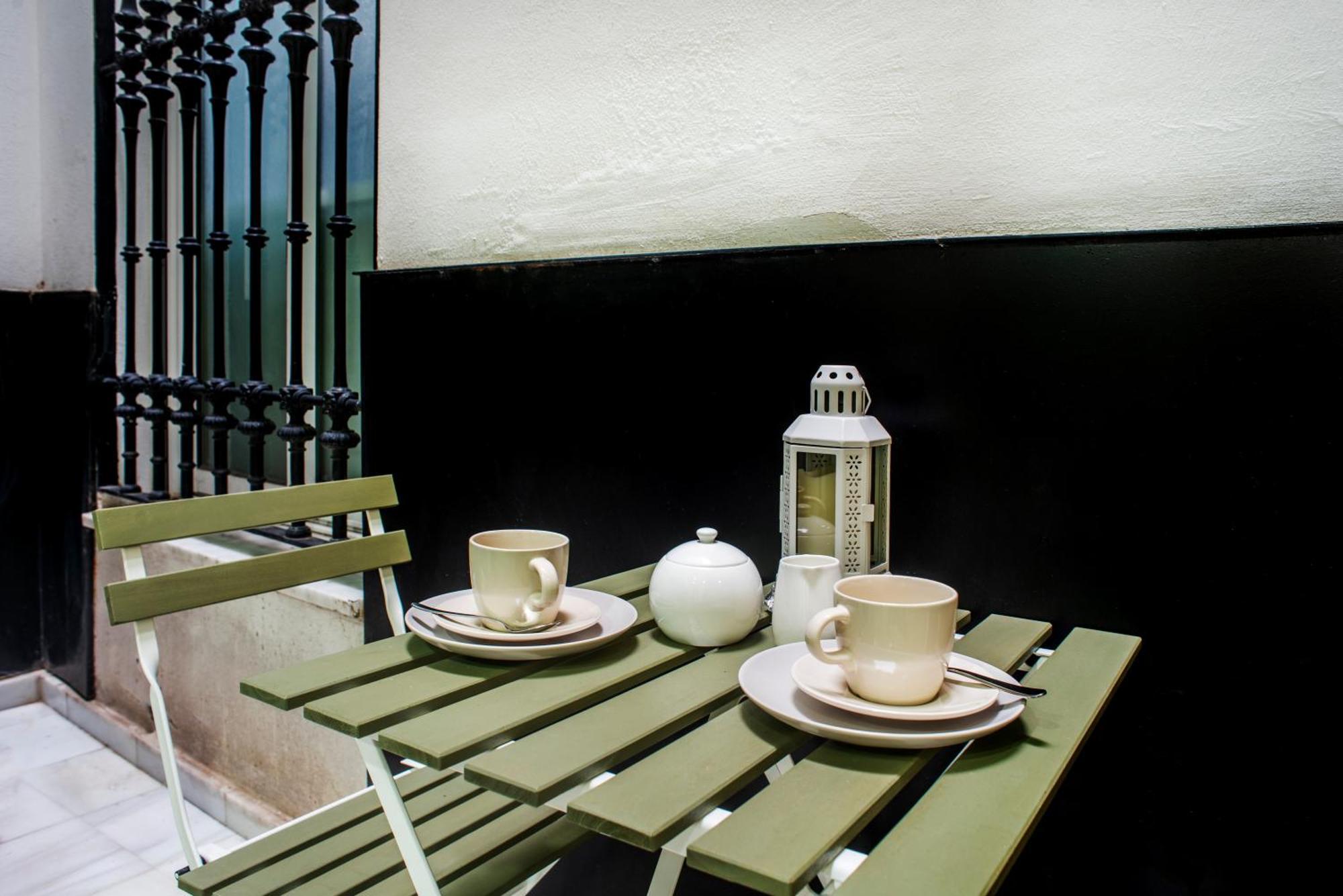 Zaragoza 66, By Homing U Apartamento