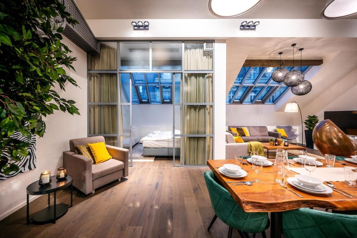 Apartamento 4 Bedrooms Casco Antiguo