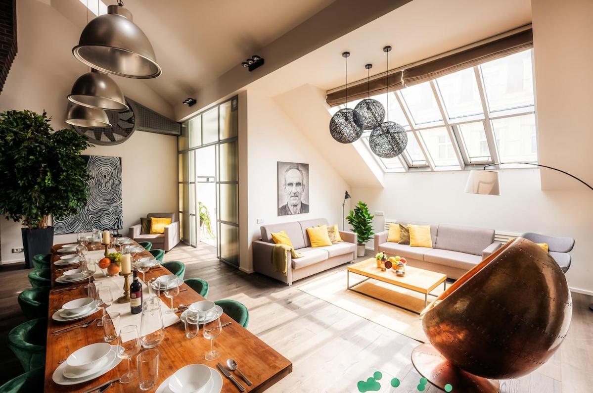 4 Bedrooms Casco Antiguo Apartamento Sevilla
