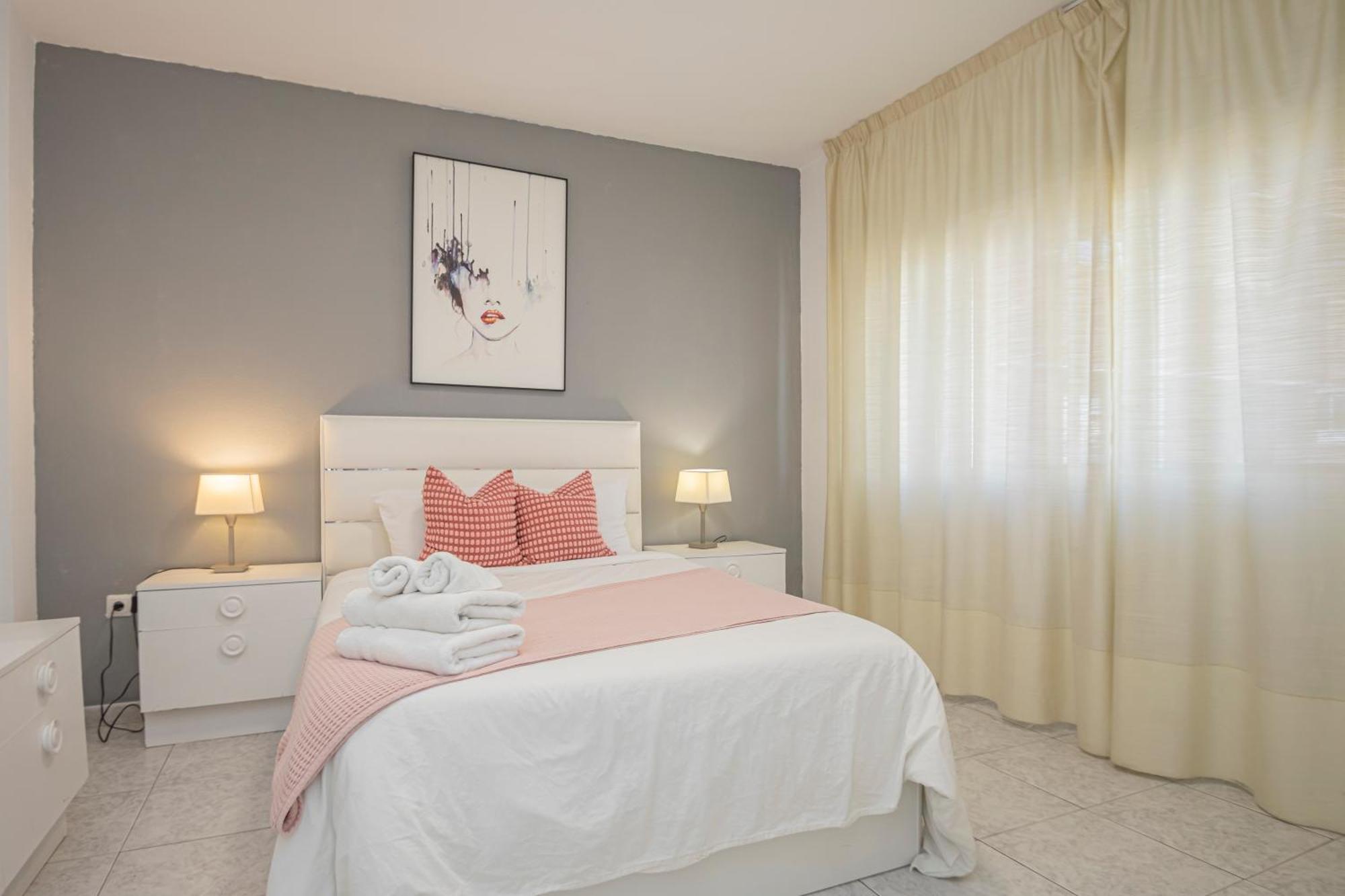Perfect Getaway In Triana - 15m Walk Giralda