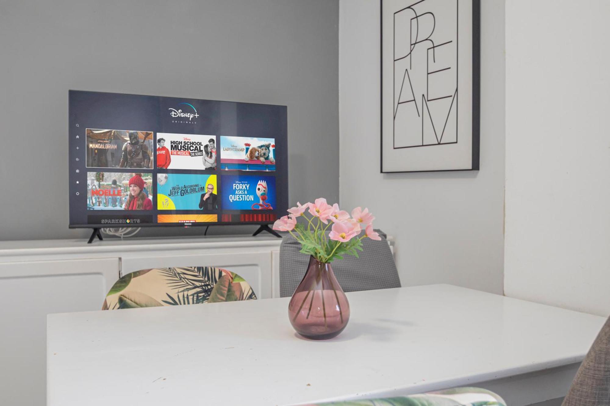 Perfect Getaway In Triana - 15m Walk Giralda Apartamento *