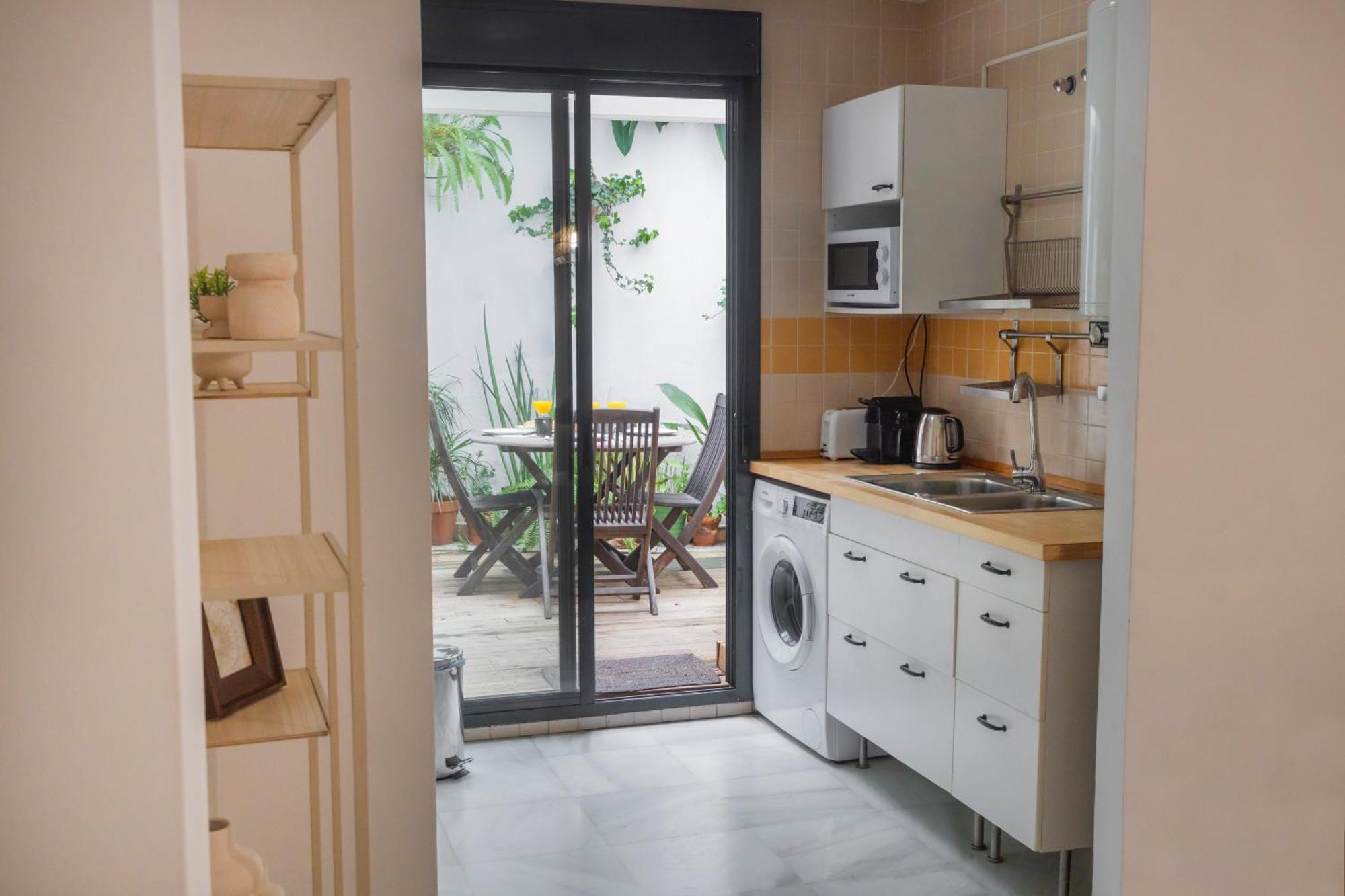 Apartamento Columnas De Hercules - Great Location!