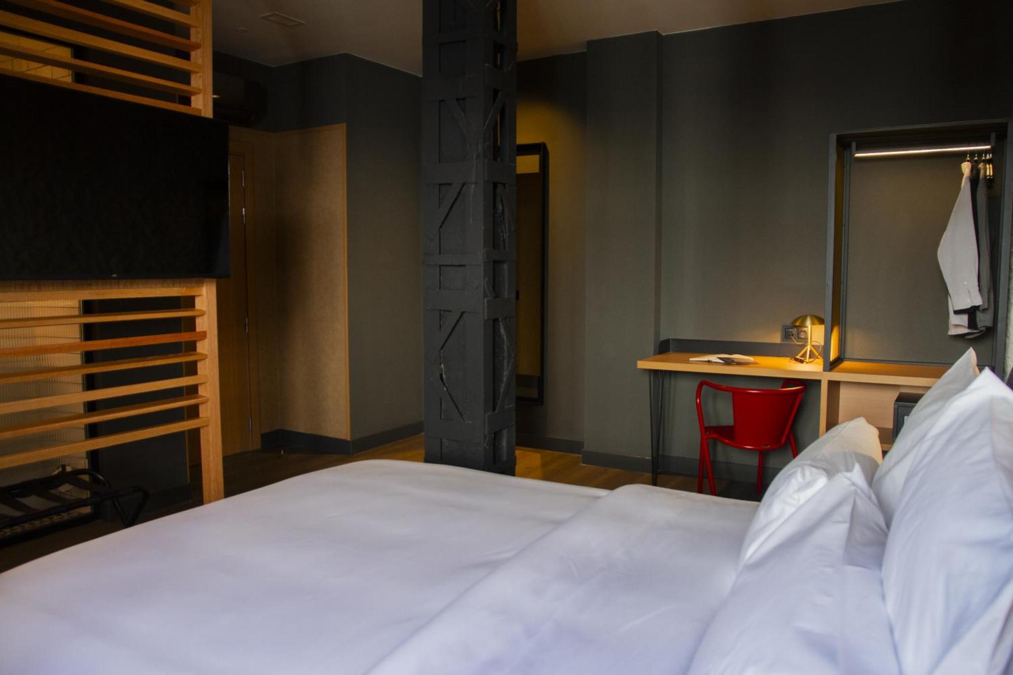 Letoh Letoh Hotel