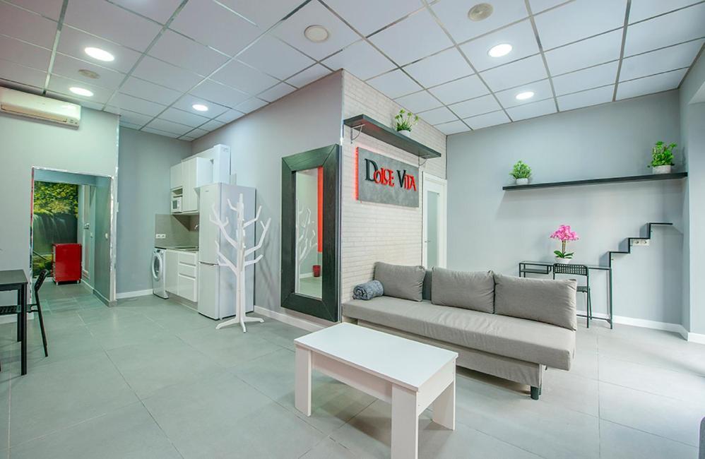J&n La Palmera 1 *