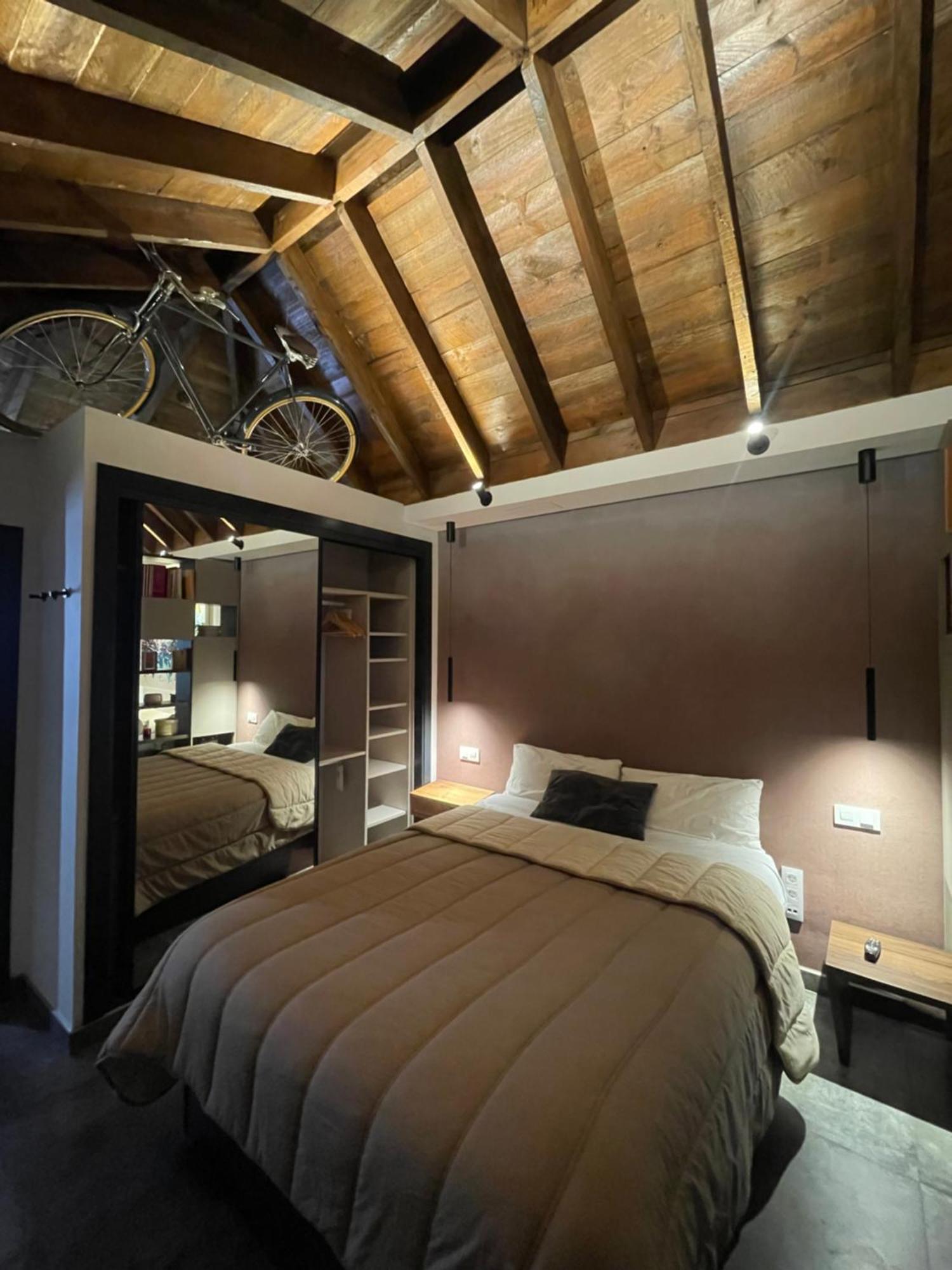 Apartamento Komodo Gran Poder - Penthouse With Private Pool And Cozy Twin Bedroom Sevilla