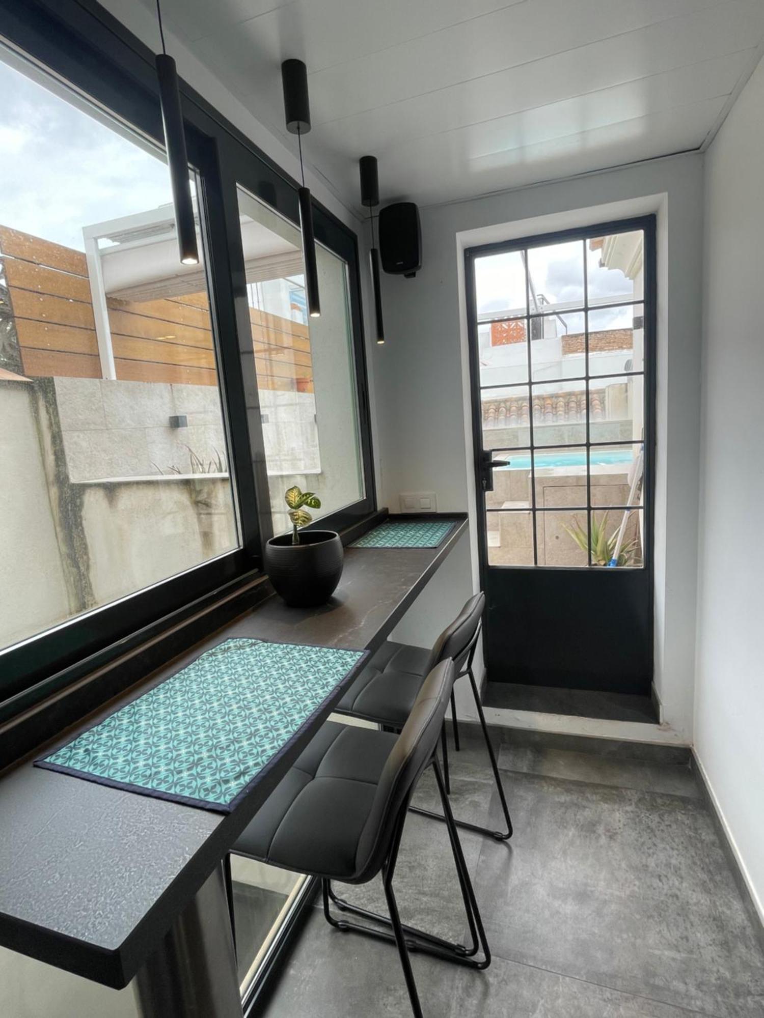 Apartamento Komodo Gran Poder - Penthouse With Private Pool And Cozy Twin Bedroom Sevilla