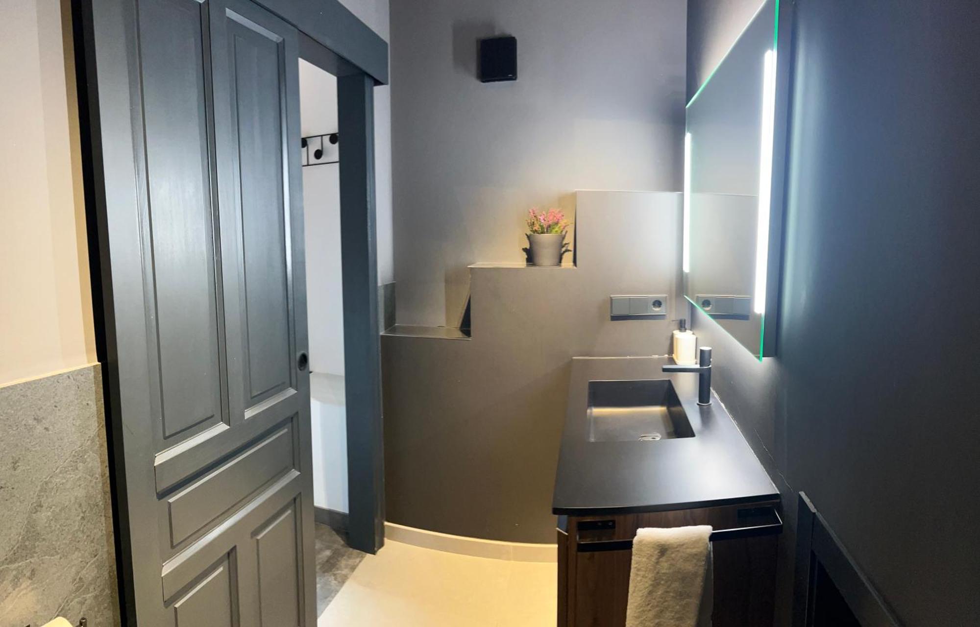 Apartamento Komodo Gran Poder - Penthouse With Private Pool And Cozy Twin Bedroom Sevilla