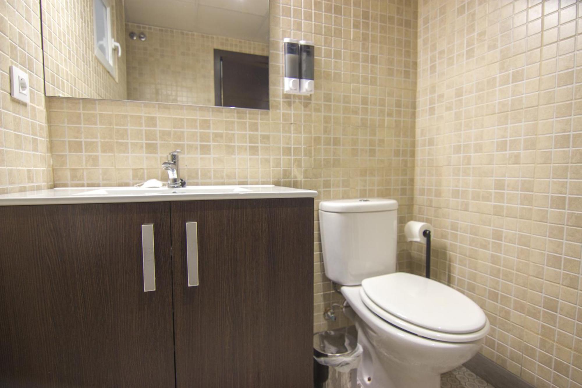 Rentalsevilla En Barrio Santa Cruz Con Parking Apartamento Sevilla