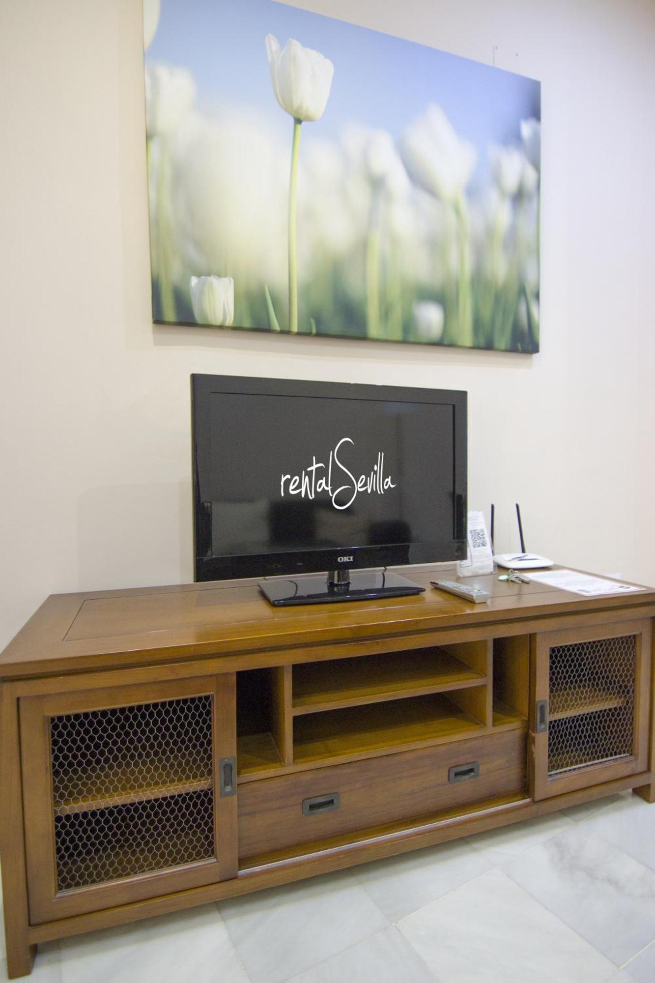 Apartamento Rentalsevilla En Barrio Santa Cruz Con Parking *