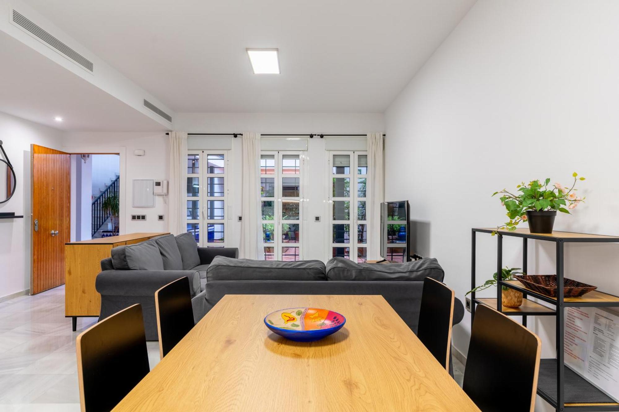 Triana Betis Apartment *