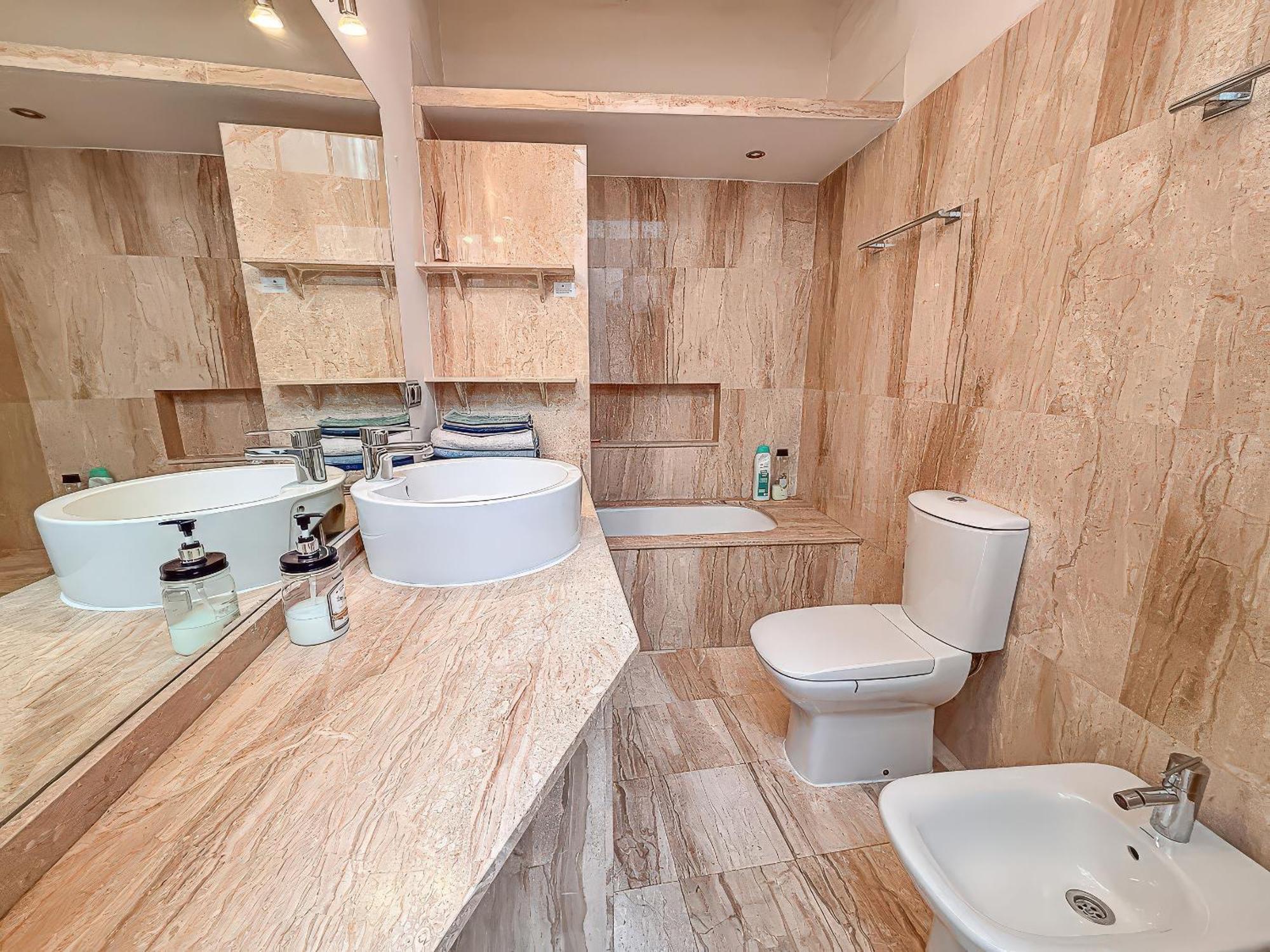 Rooftop Maisonette With Magnificent Terrace Apartamento *