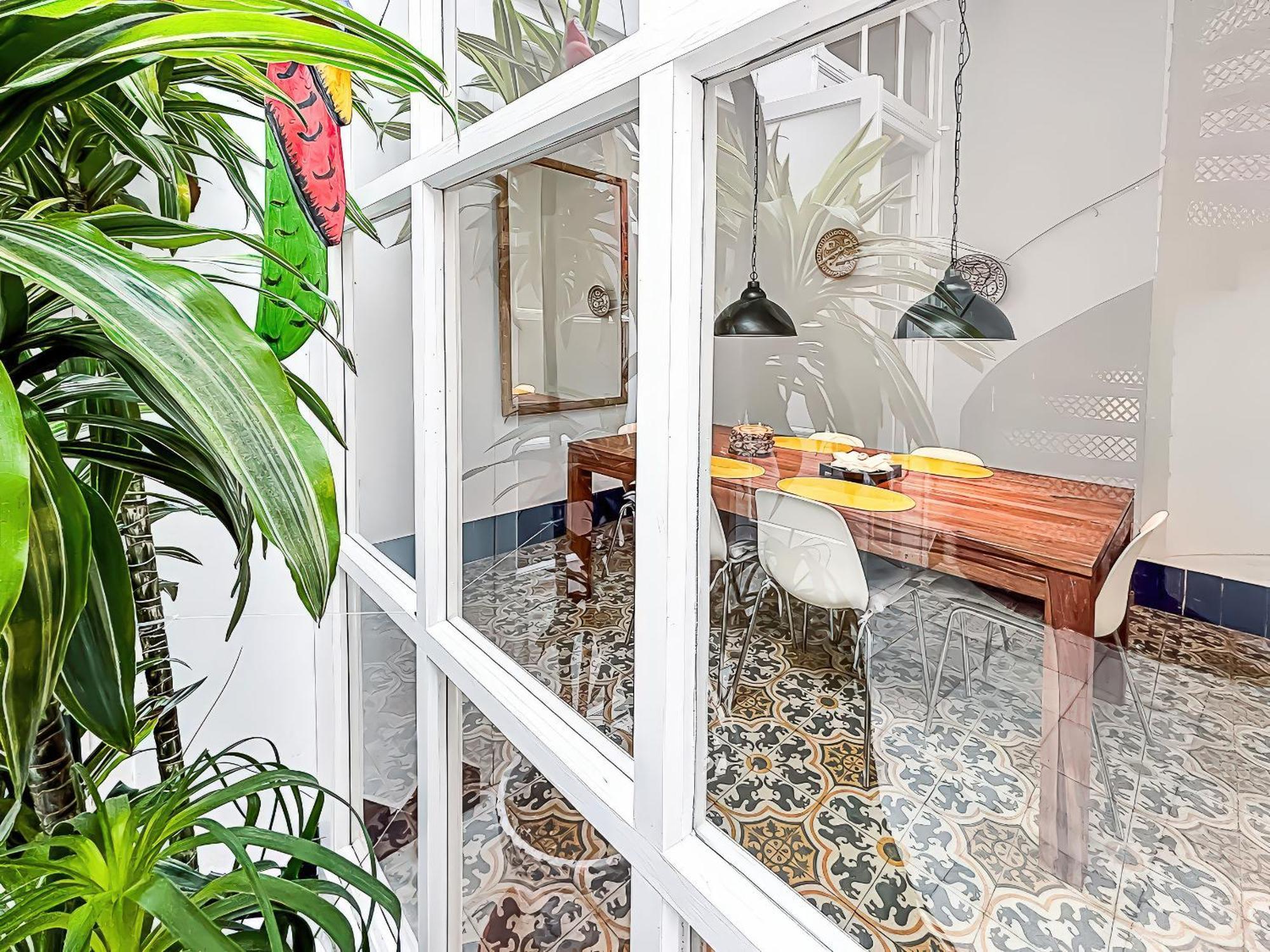 Rooftop Maisonette With Magnificent Terrace