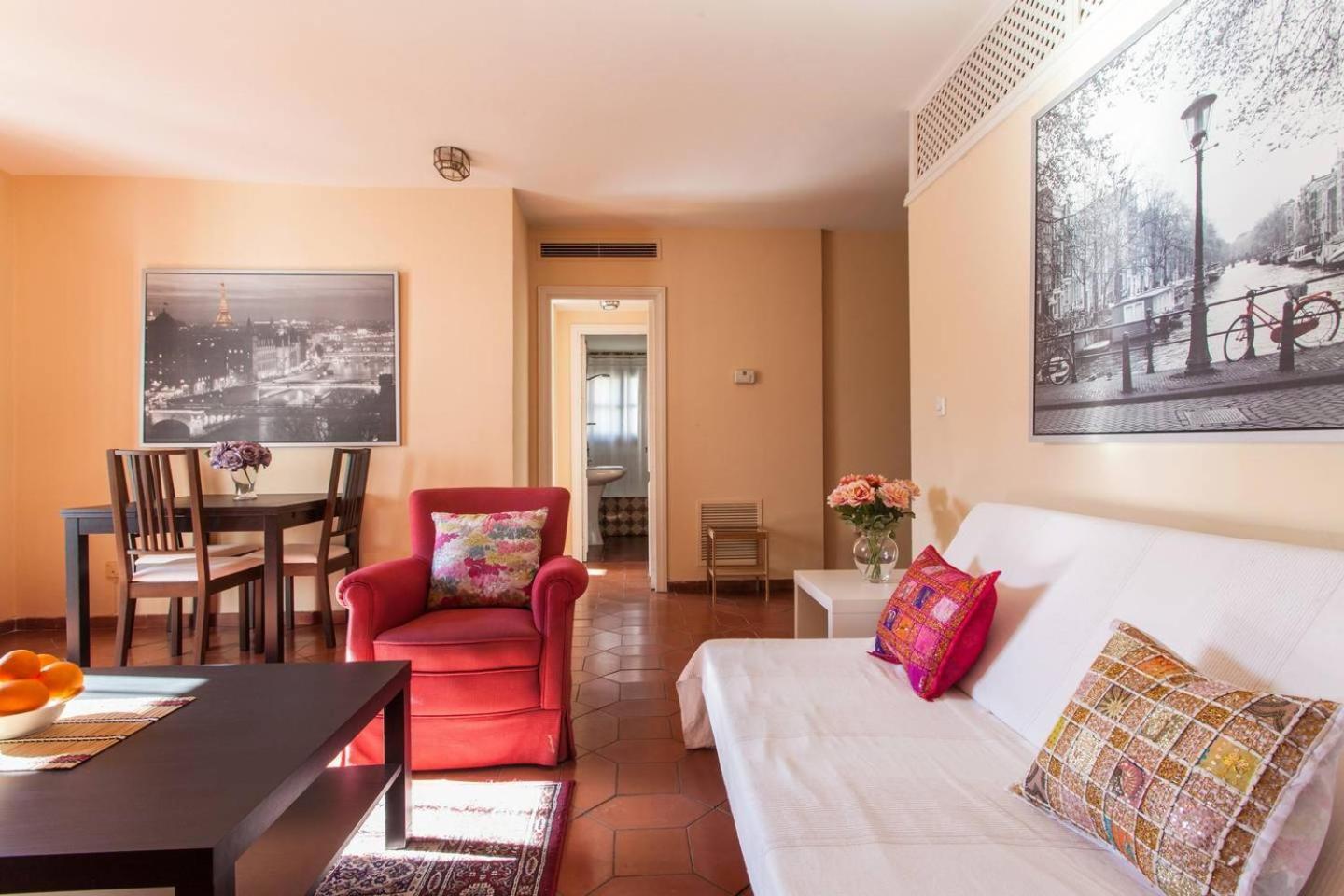 Apartment Rg Conde De Ibarra Con Garaje Seville