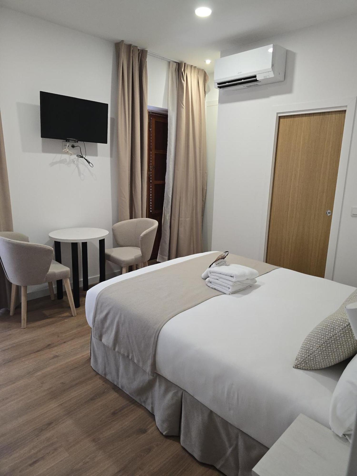 Le Petit Palue Guest house