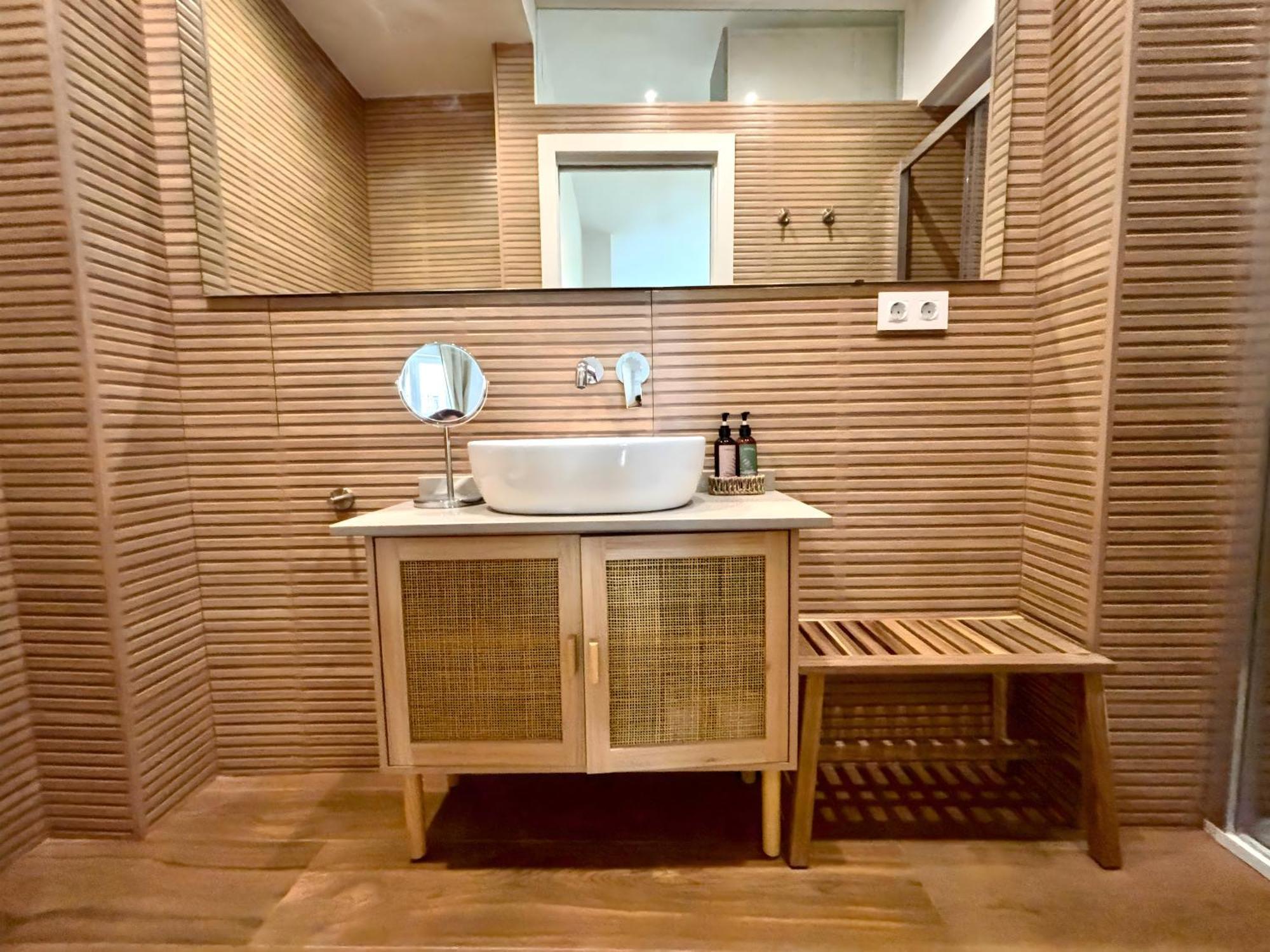 Eva Recommends Lineros Apartamento