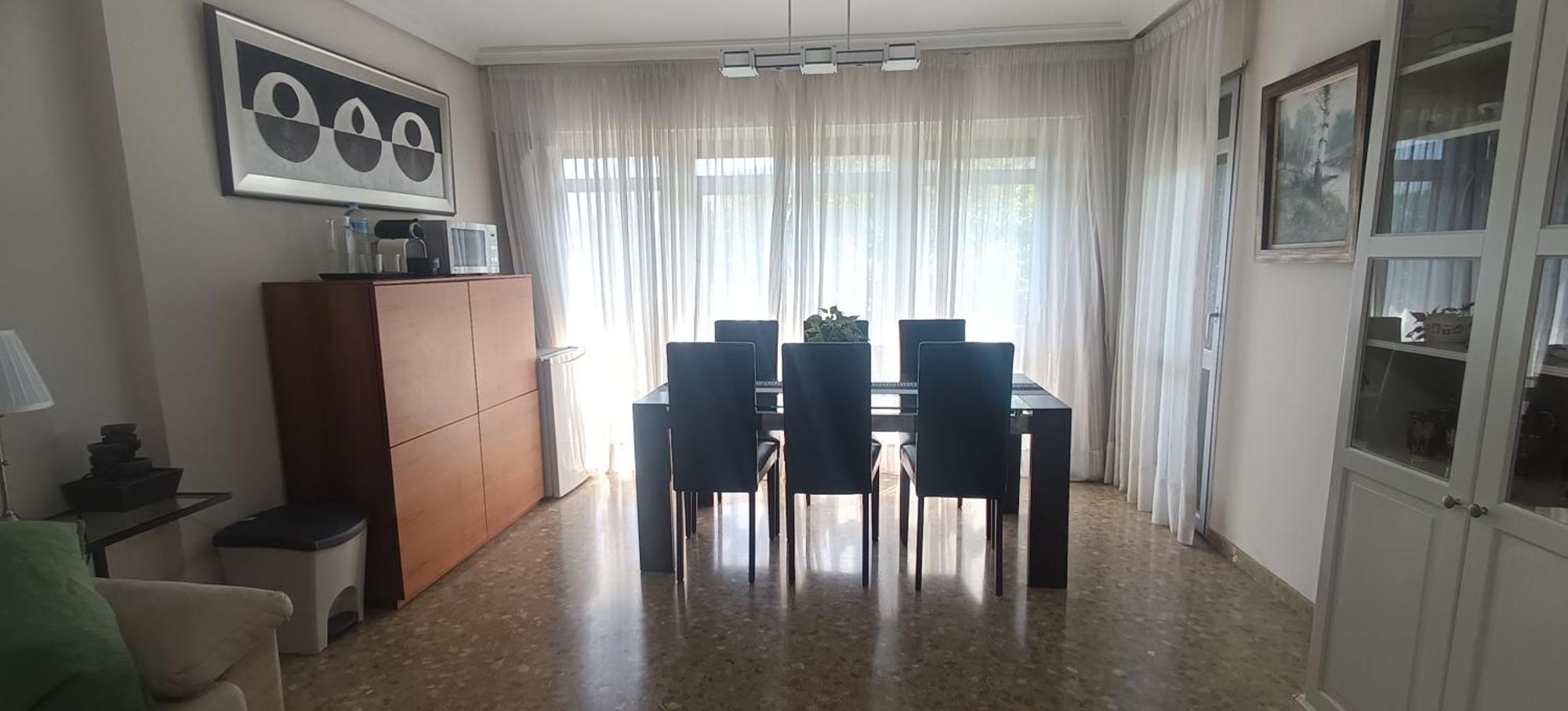 Bright Facing The River, Plaza España Apartamento *