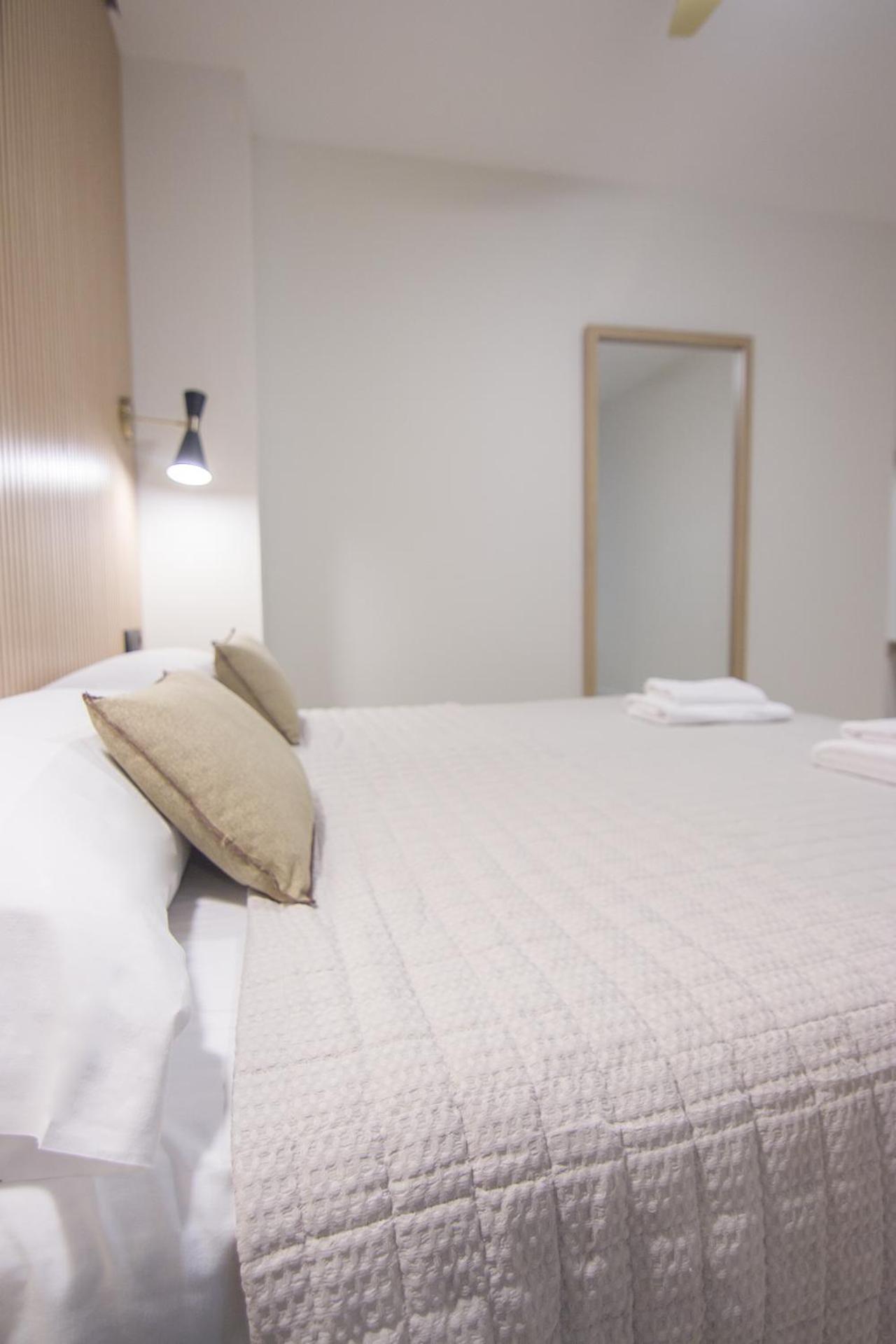 Rentalsevilla Virgen De Robledo Apartamento Sevilla