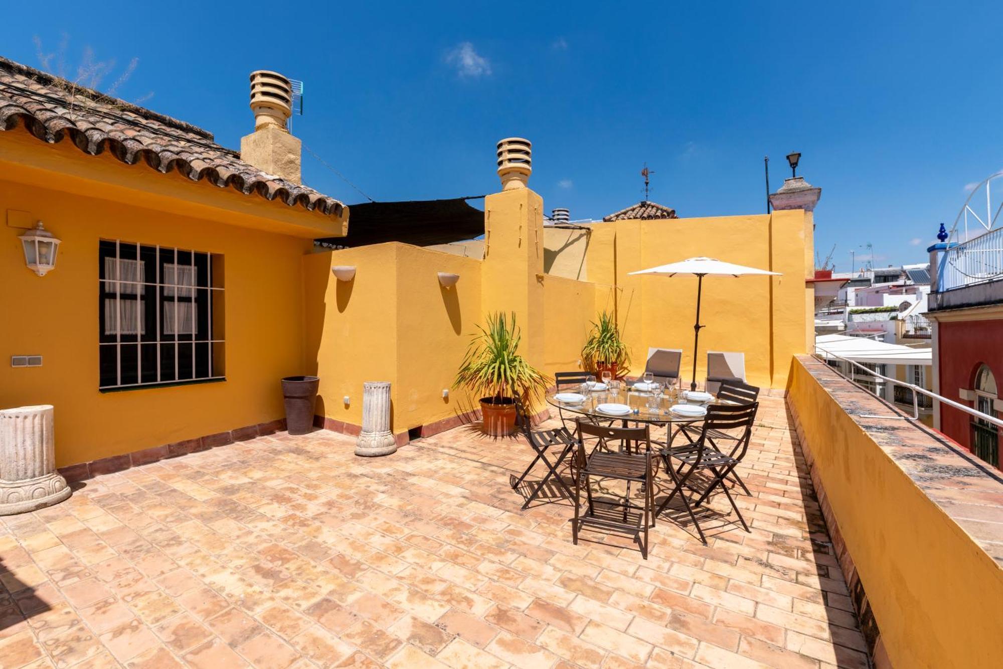 Cathedral Penthouse- Big Private Terrace- Parking *