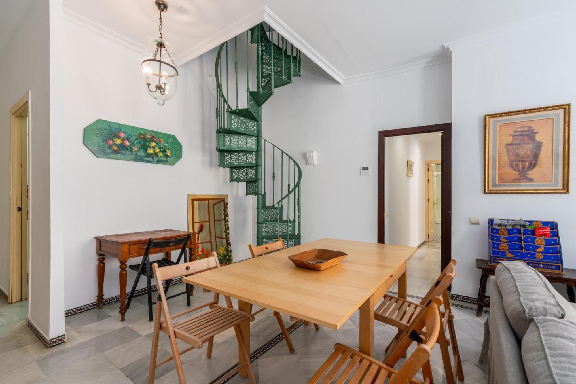 Cathedral Penthouse- Big Private Terrace- Parking