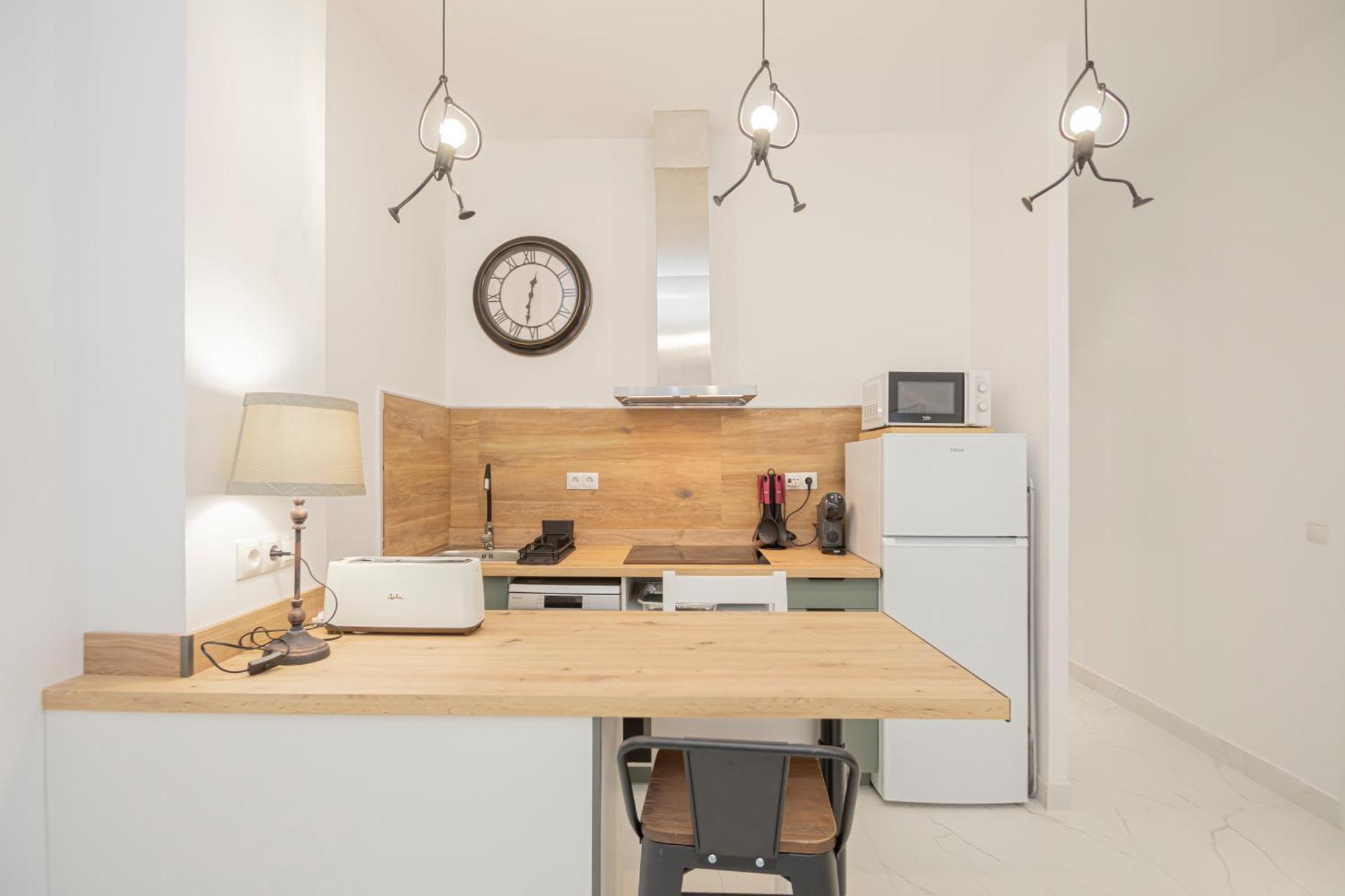 New! Stunning Modern 2br Next To Feria Apartamento