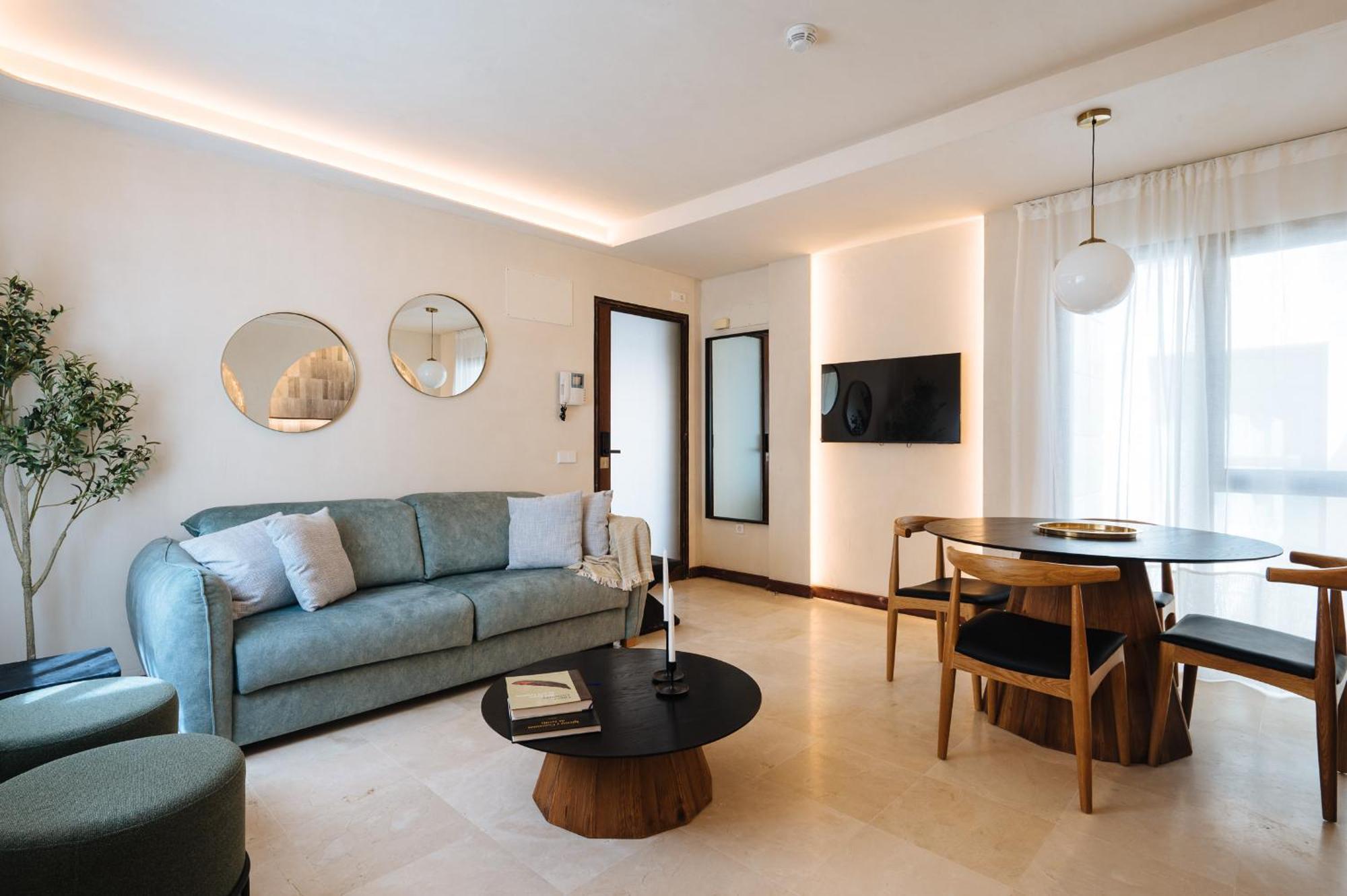 Apartamento At Apartamentos&vtv Conde De Torrejón 10 *