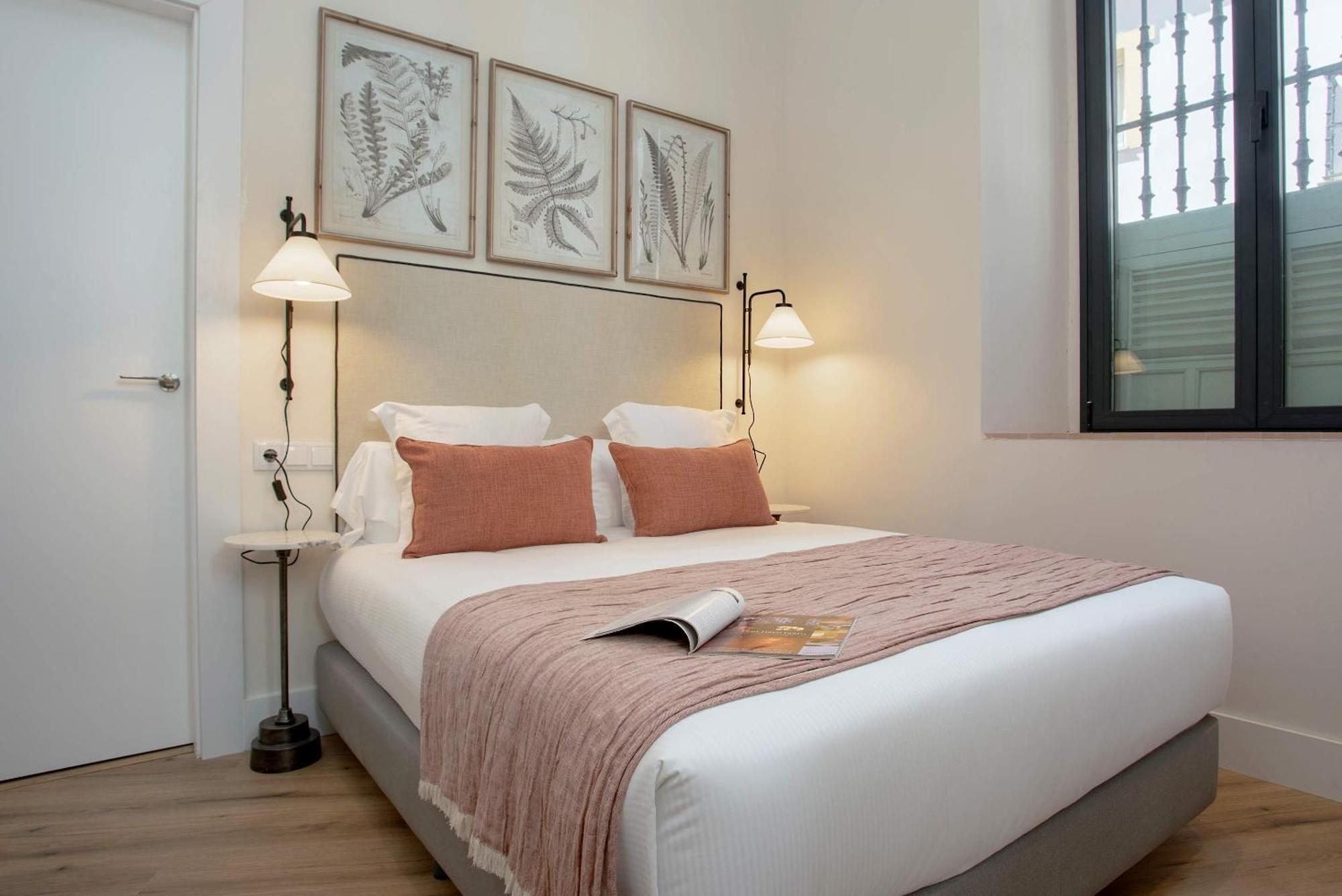 Genteel Rodrigo Caro Apartment