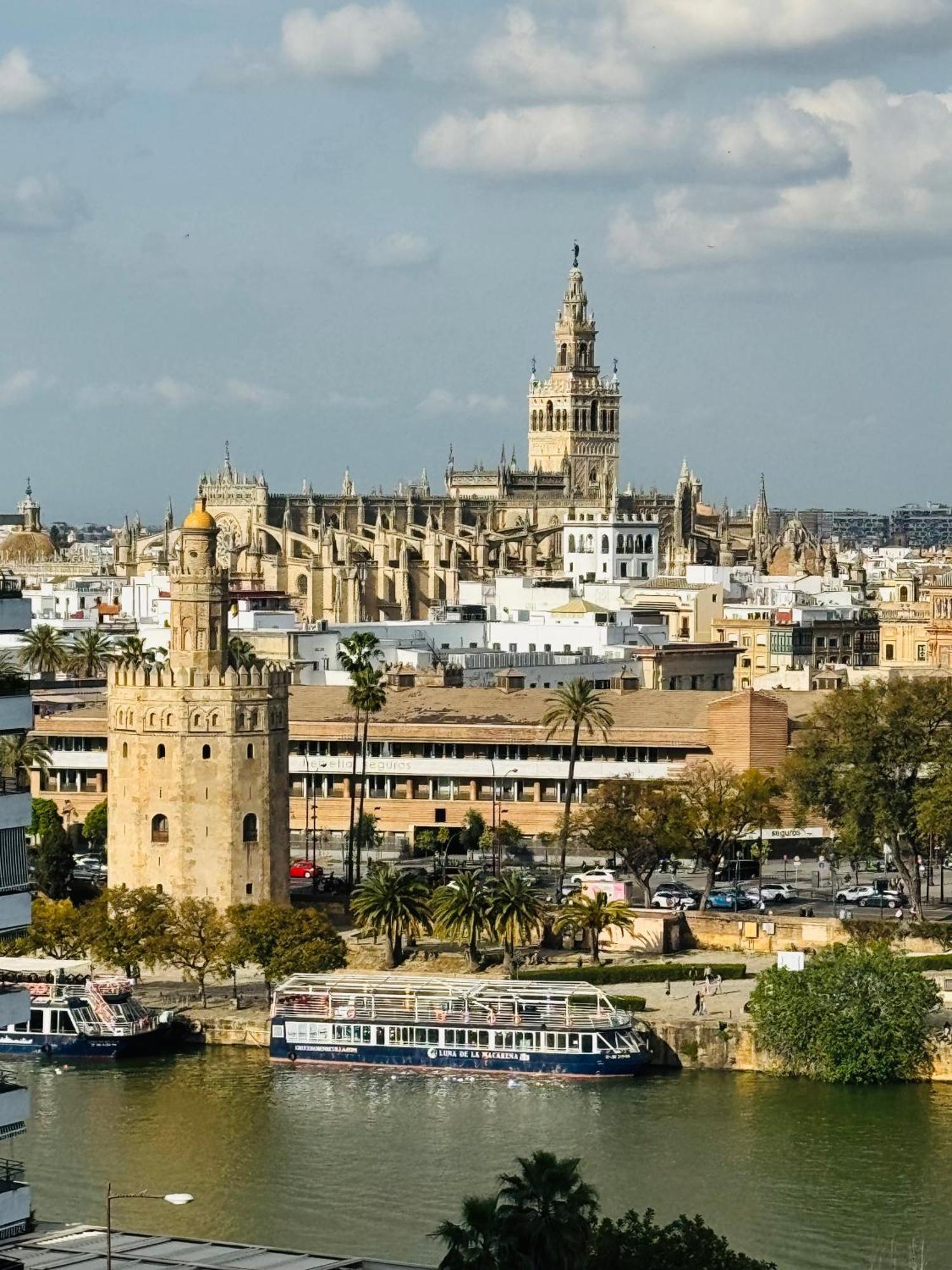 Un Espacio Diferente En Triana. Apartamento Sevilla