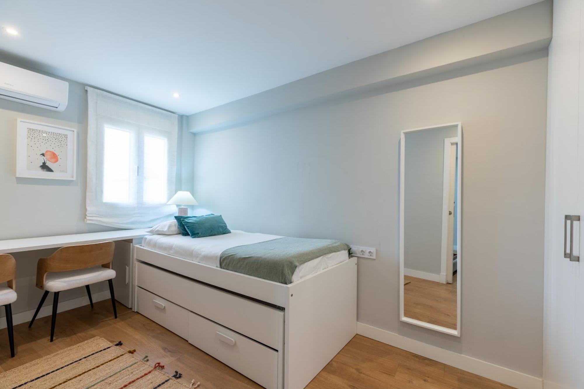 Velarde-maestranza Apartment *