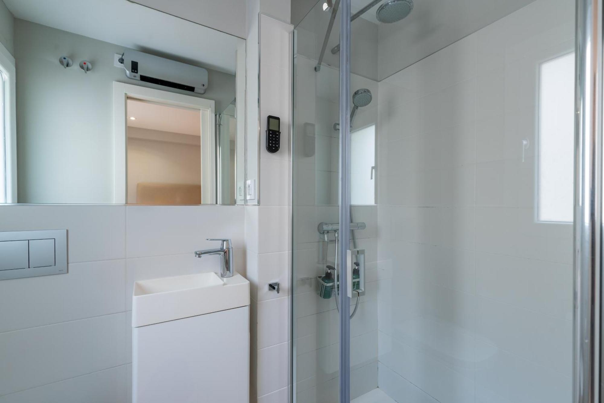 Velarde-maestranza Apartment *