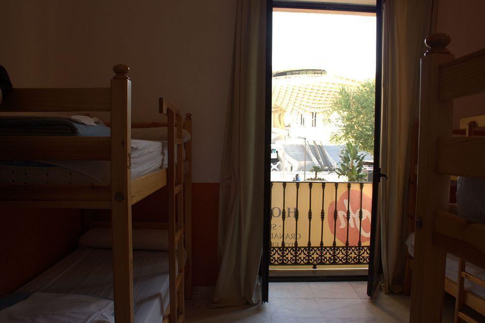 Hostal Joy Setas Coworking Sevilla