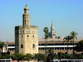 Azz Torre De La Plata Apartamento Sevilla