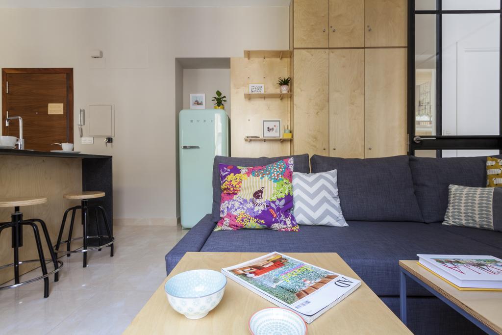 Apartamento Vintage Con Balcones *