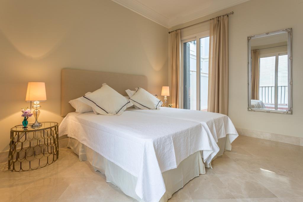 Puerta Principe Luxury Apartment *