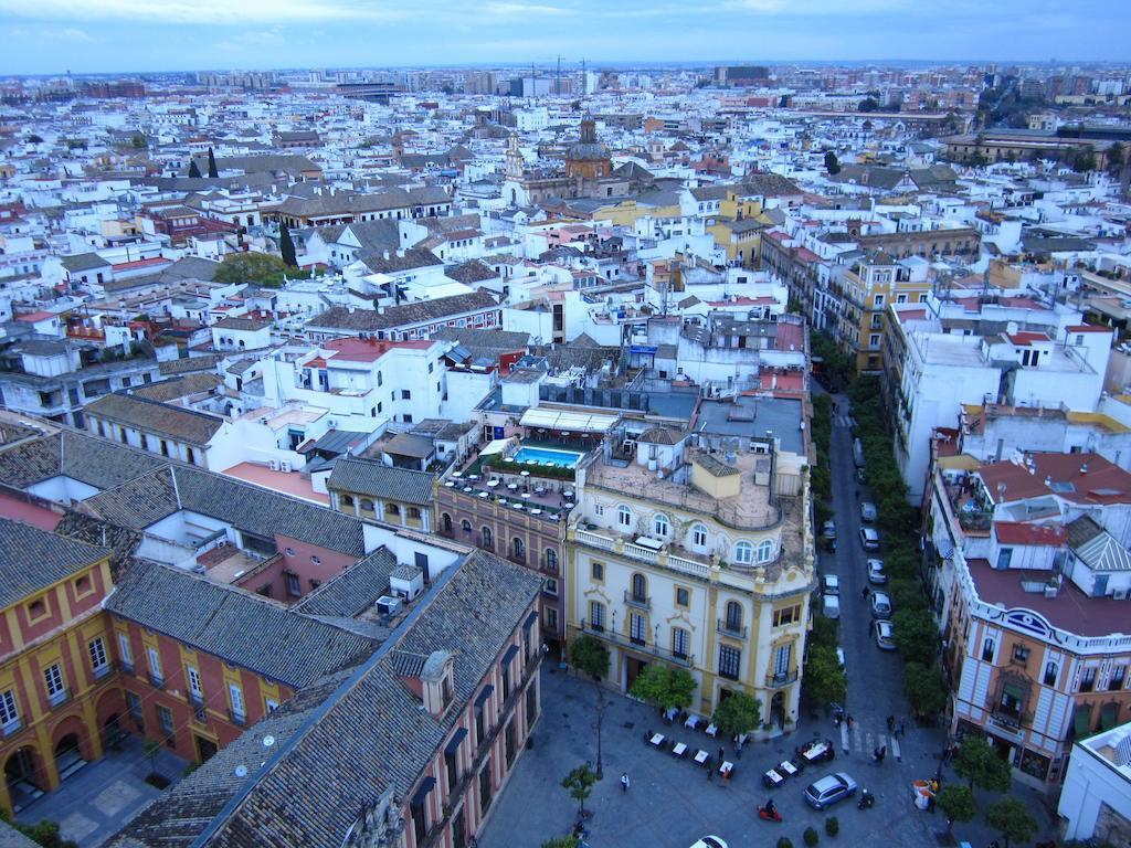 Hotel Virgen De Reyes Seville