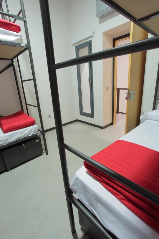 Hostal Traveller Box Sevilla