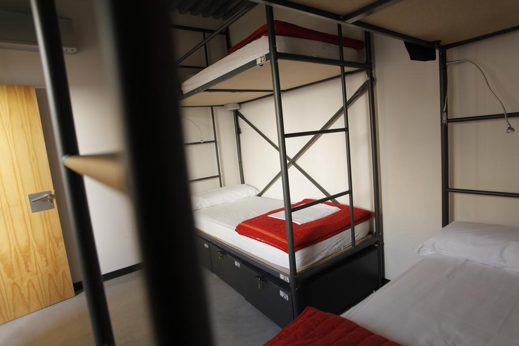 Hostal Traveller Box *