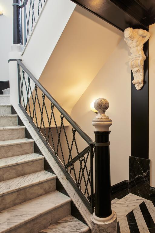 Bed & Breakfast Triana House