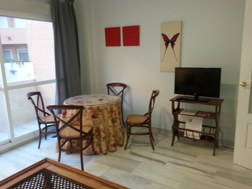 Apartment Buhaira Seville