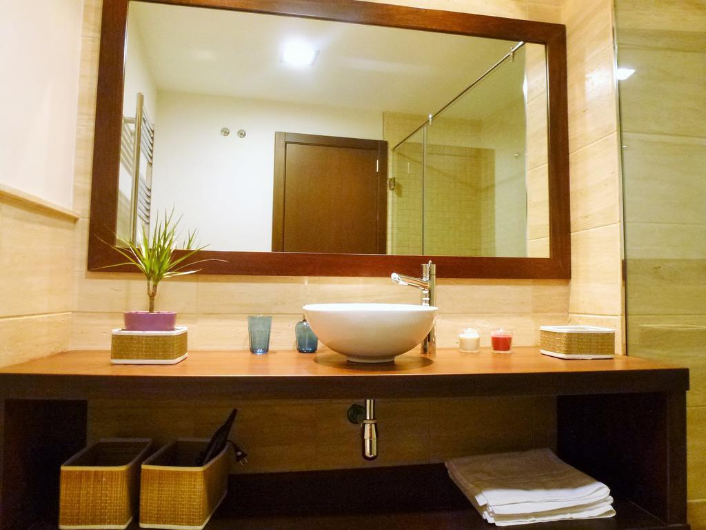 Nazareno Apartment *