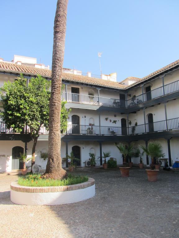 Monumento S.xvi Corralas Apartment Seville