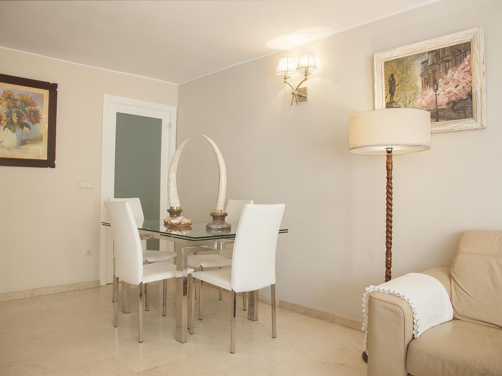 Apartamento Pilar De Gracia * Sevilla
