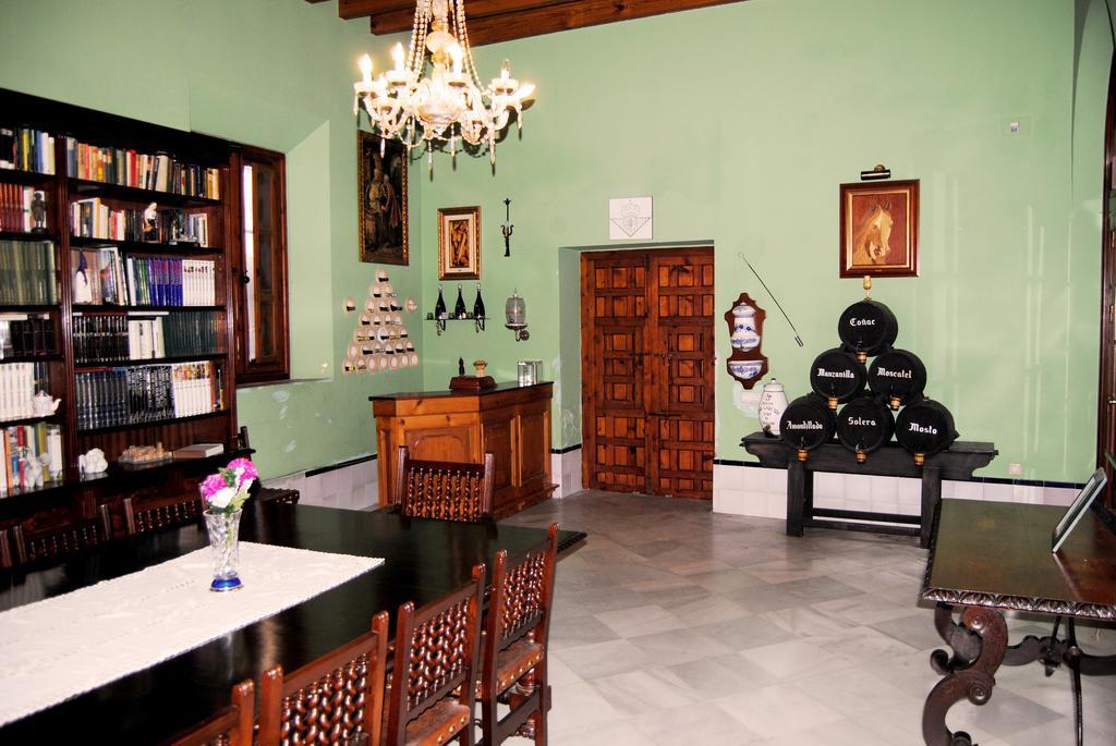 Casa Palacio Siglo Xviii * Sevilla