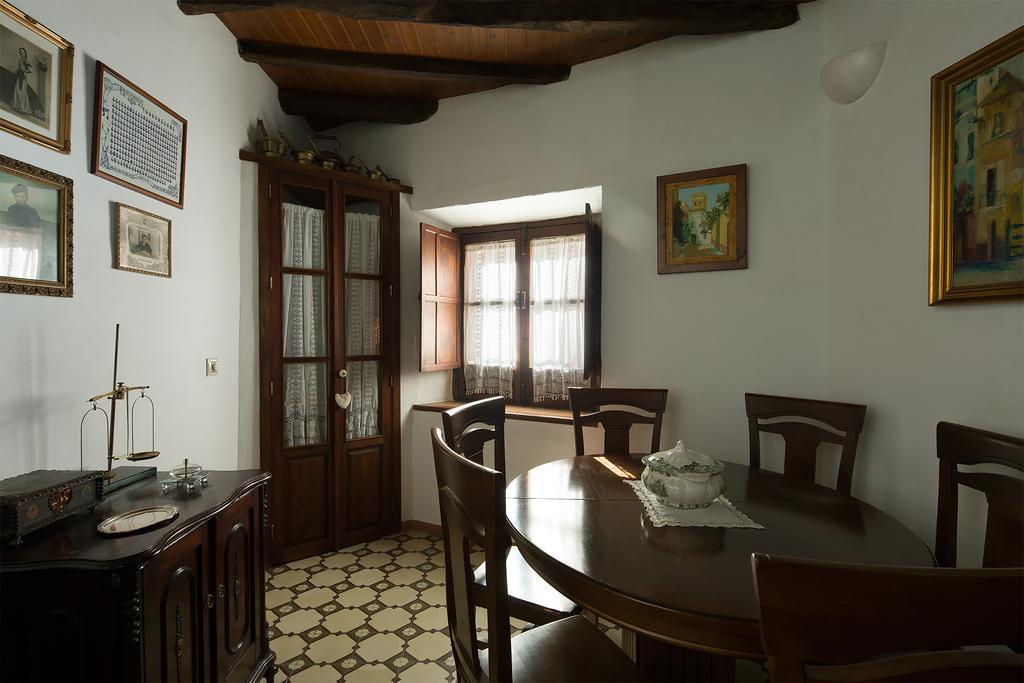Holi-rent Puerta Judería Apartamento Sevilla