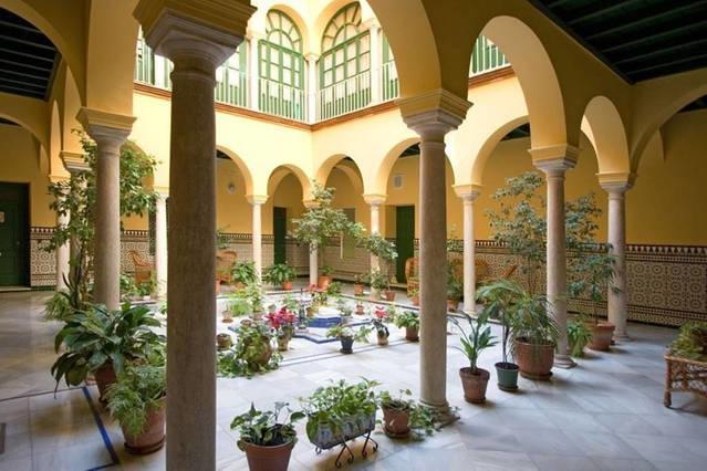 En Casa Palacio Catedral Apartment Seville