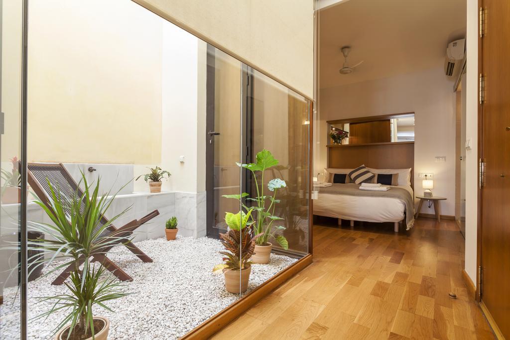 Artist's Charming Design - Space Maison *